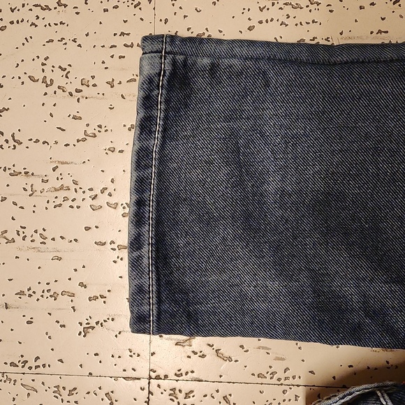 True Religion Straight Leg Acid Washed Jeans - Picture 12 of 16